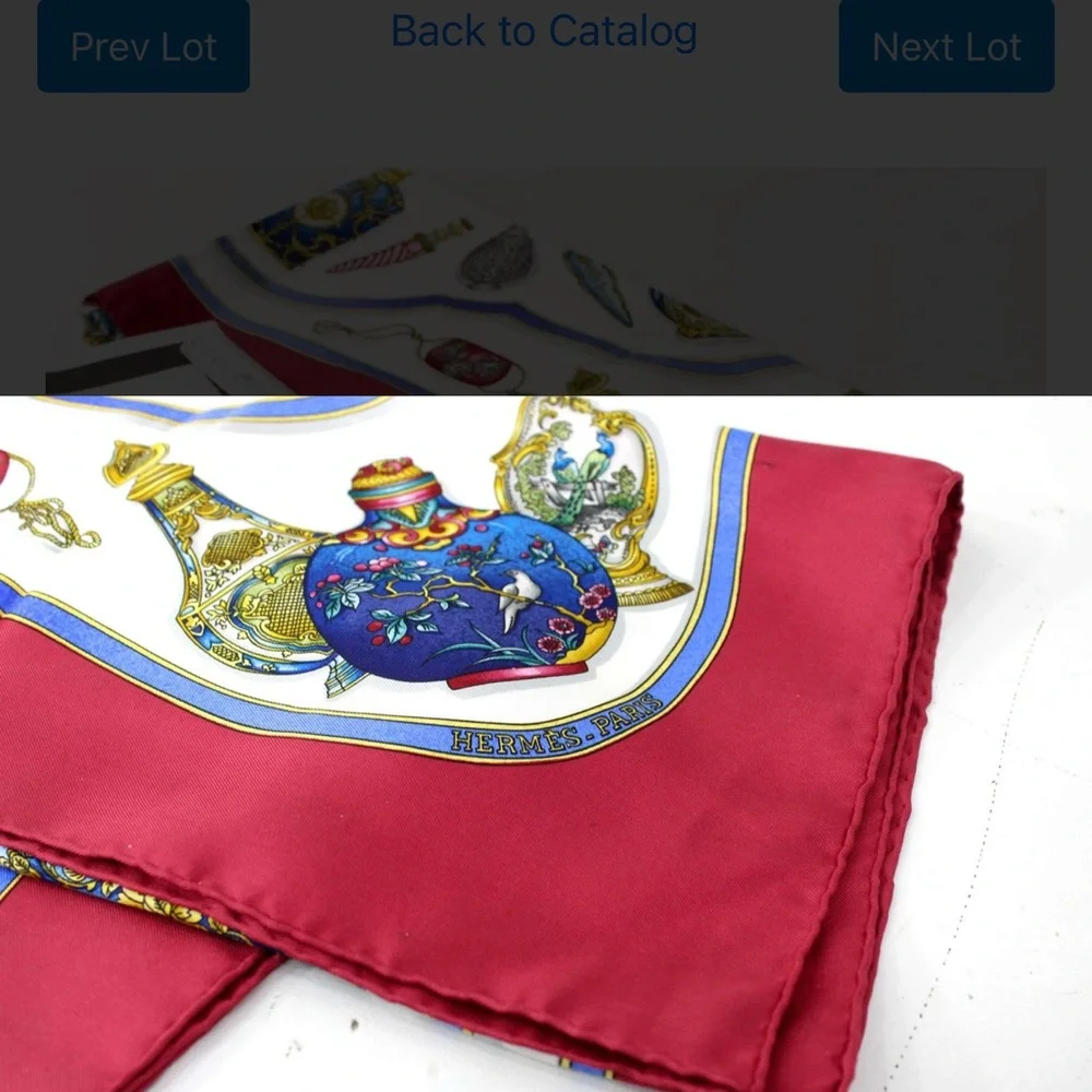 Authentic Hermès Silk Scarf in Red, Blue and Gold Floral Frame with COA. - Picture 6 of 10